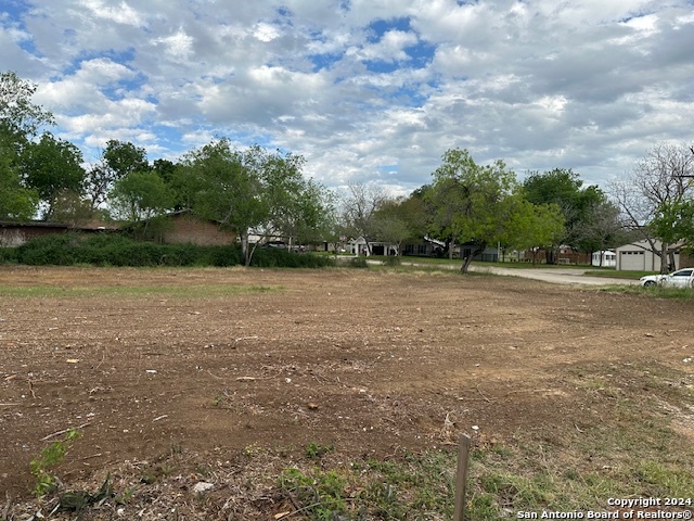 703 Poplar Street Jourdanton TX 78026