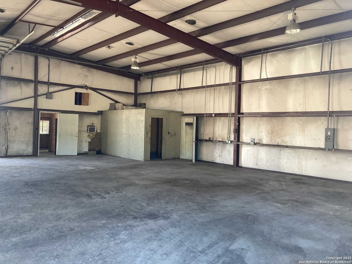 2605 19th Hondo TX 78861