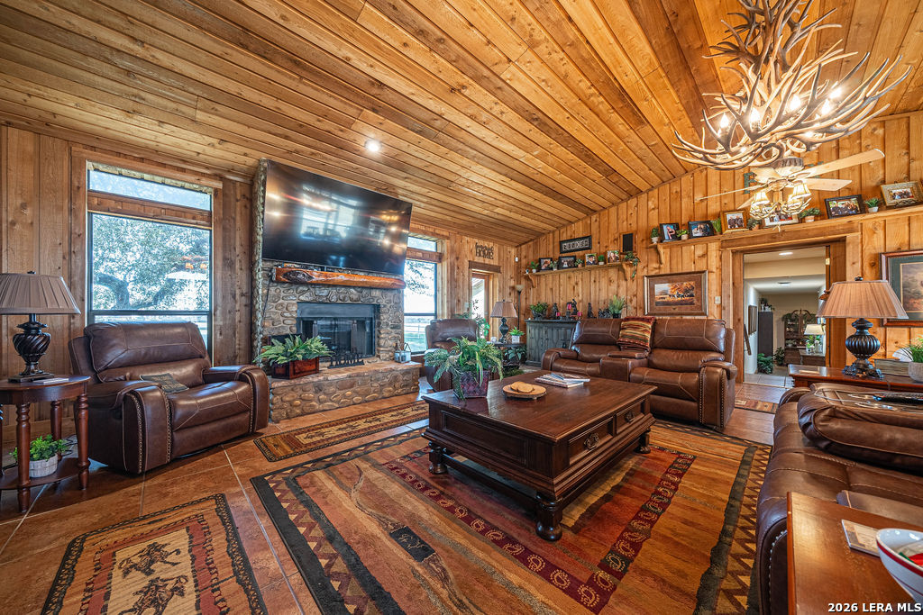 13633 Us Highway 87 South Adkins TX 78101