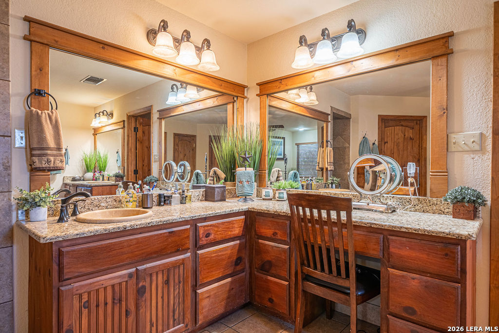 13633 Us Highway 87 South Adkins TX 78101