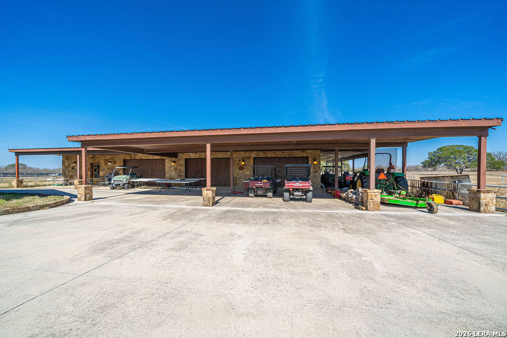 13633 Us Highway 87 South Adkins TX 78101