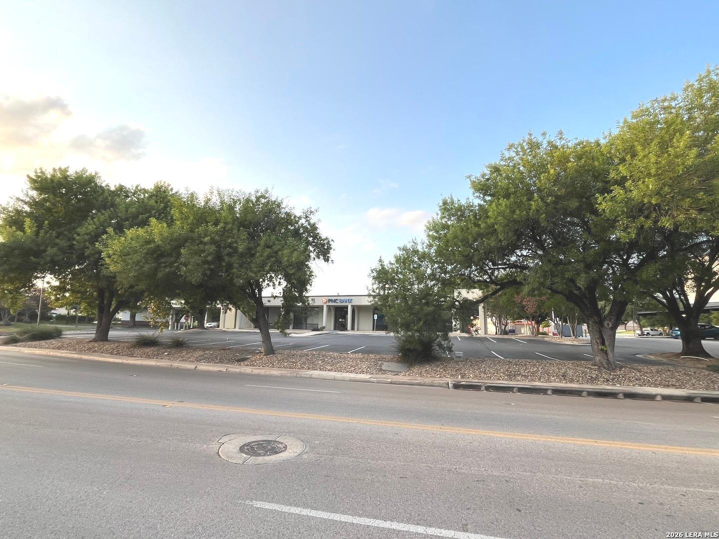 4625 Centerview San Antonio TX 78228