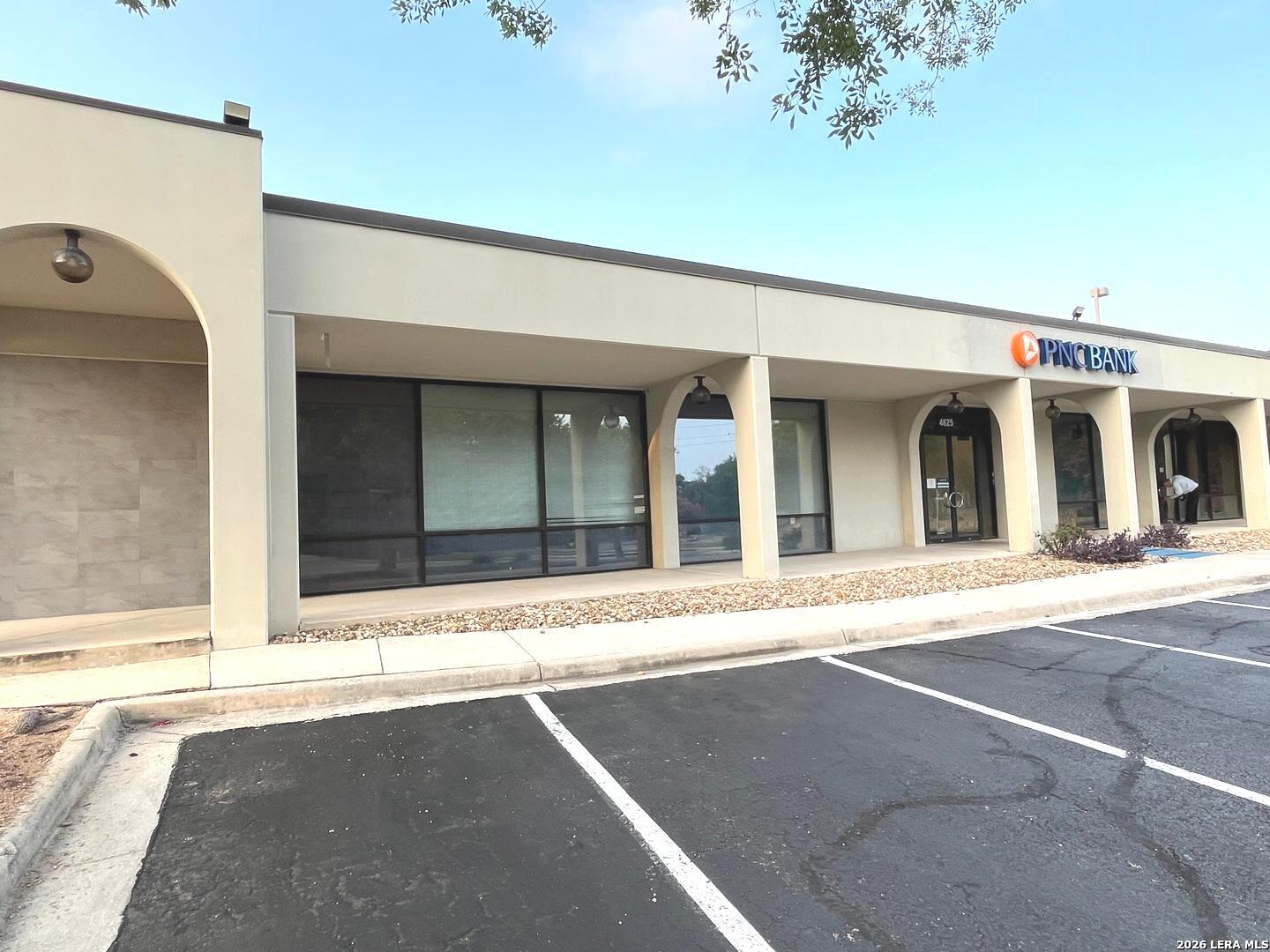 4625 Centerview San Antonio TX 78228