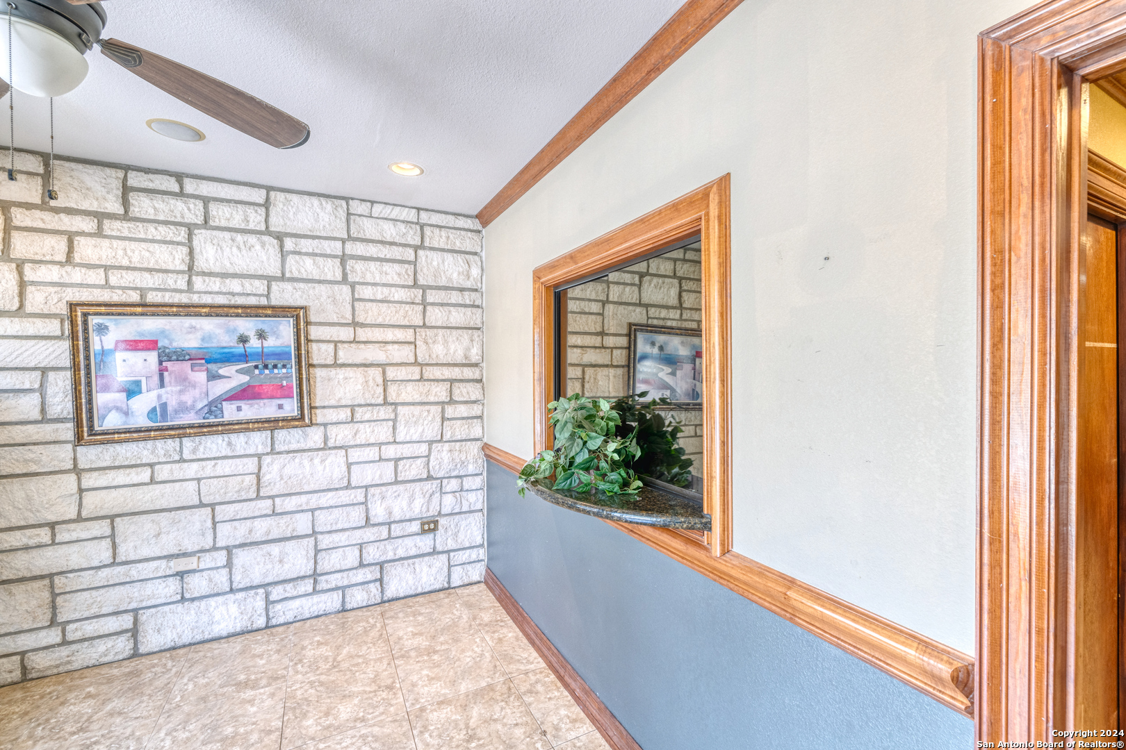 141 E Nopal Street Uvalde TX 78801