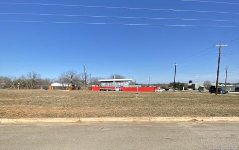 105 Sparrow Lane Floresville TX 78114