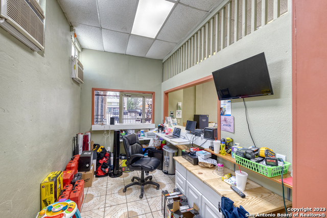 128 W Main Street Uvalde TX 78801