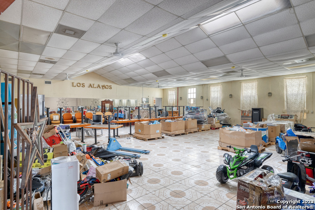 128 W Main Street Uvalde TX 78801