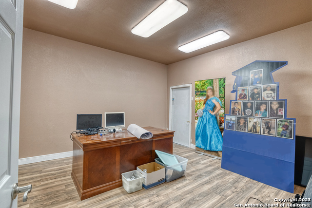128 W Main Street Uvalde TX 78801