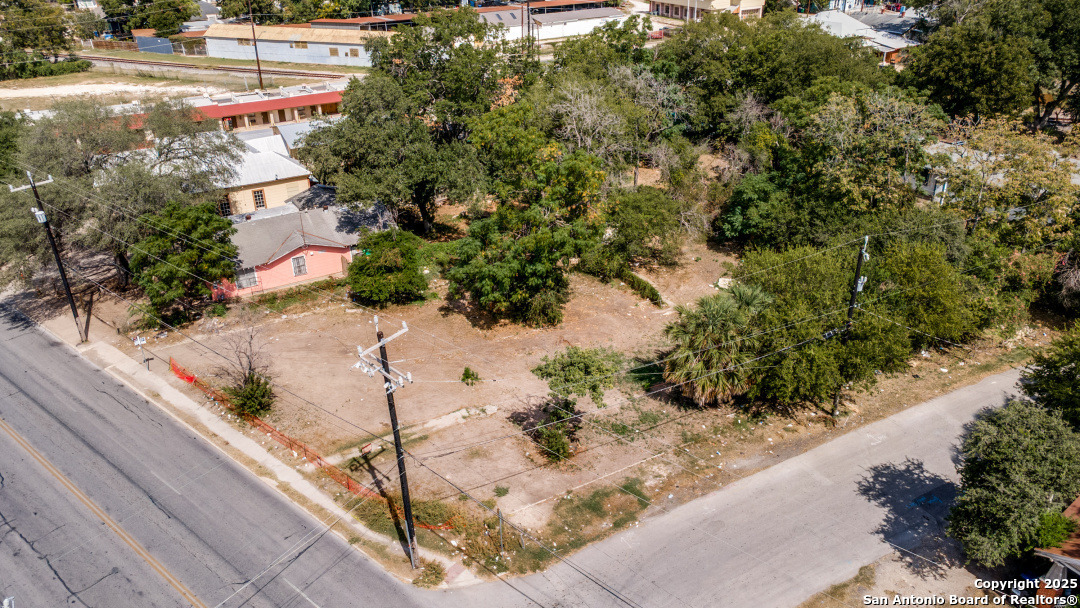 1322 Roosevelt San Antonio TX 78210