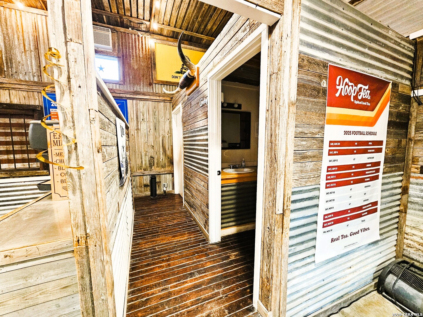 4951 Fm 1283 Pipe Creek TX 78063