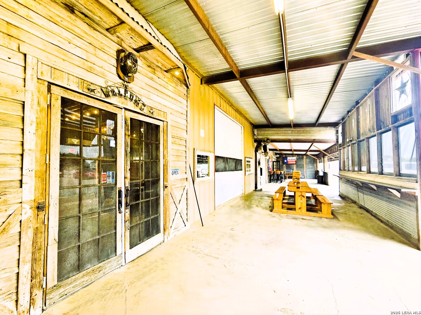 4951 Fm 1283 Pipe Creek TX 78063
