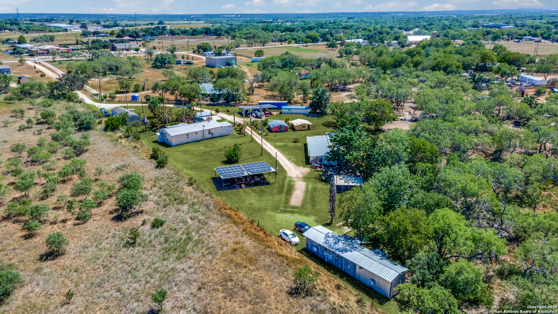 8325 Fm 327 Elmendorf TX 78112