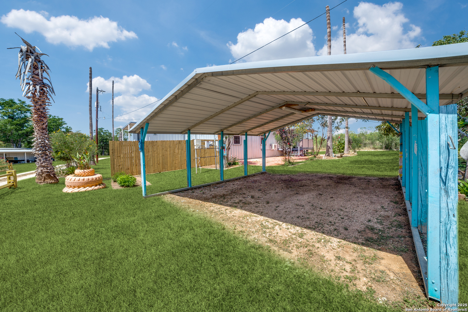 8325 Fm 327 Elmendorf TX 78112