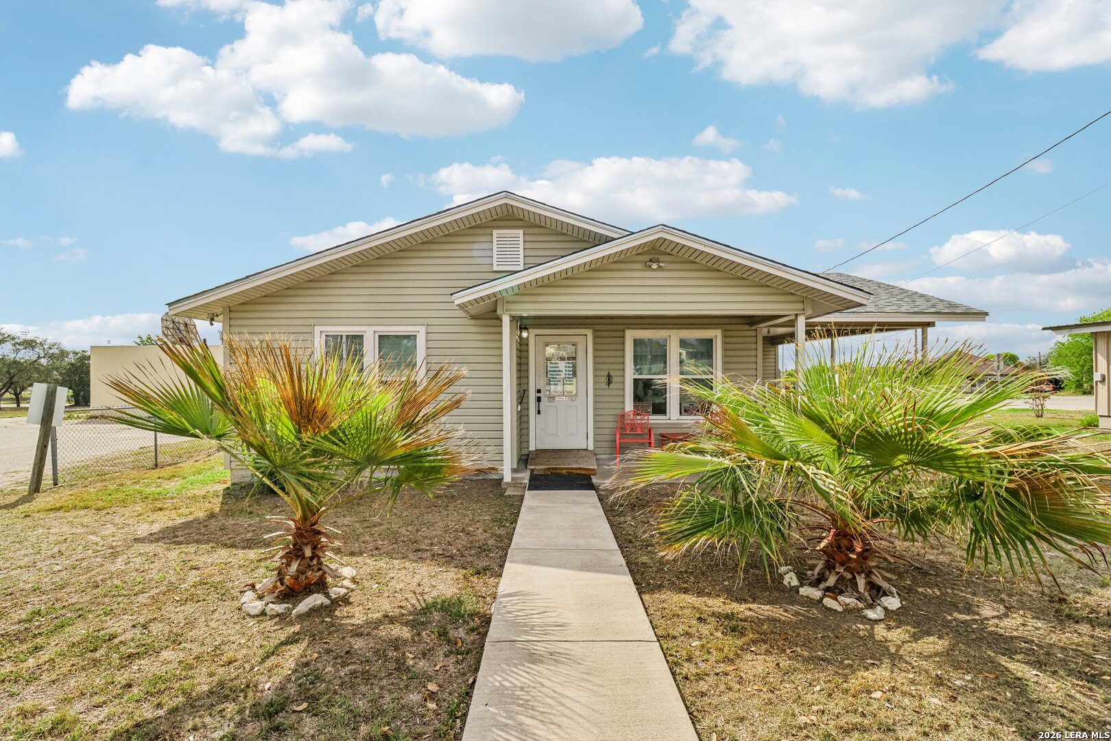 102 Lady Badger Karnes City TX 78118