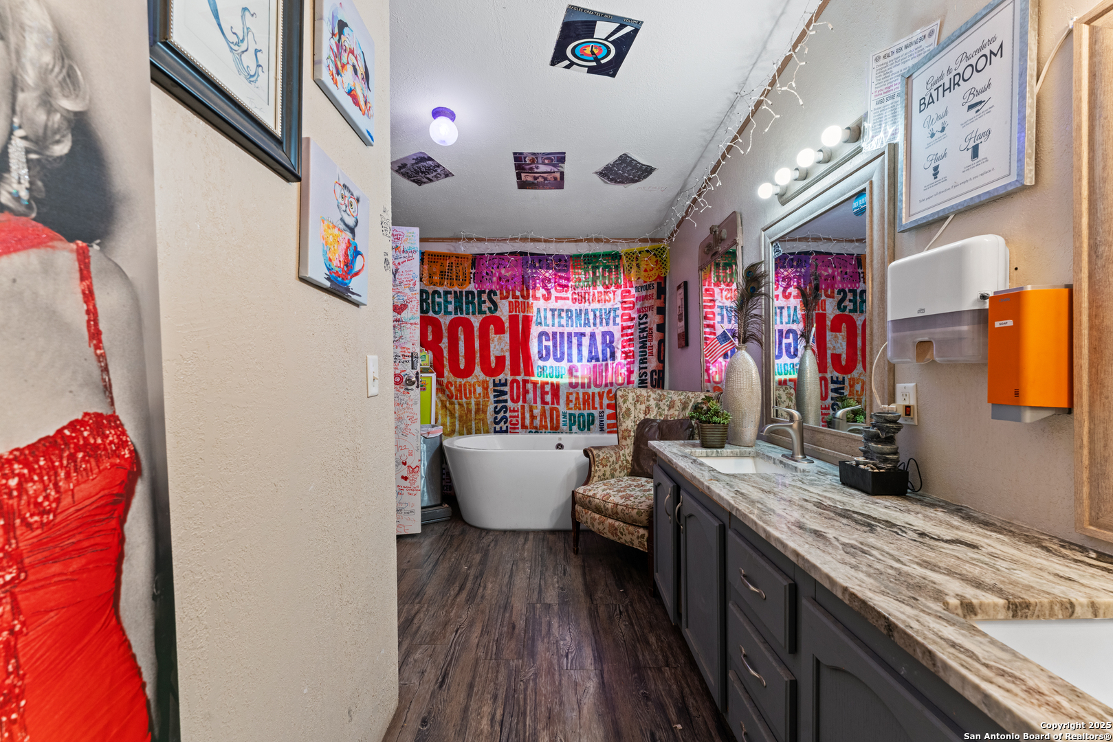 33855 Blanco Bulverde TX 78163