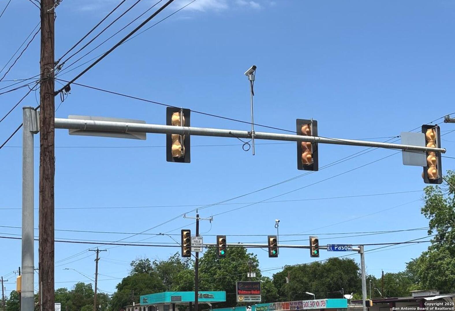 607 S General Mcmullen San Antonio TX 78237