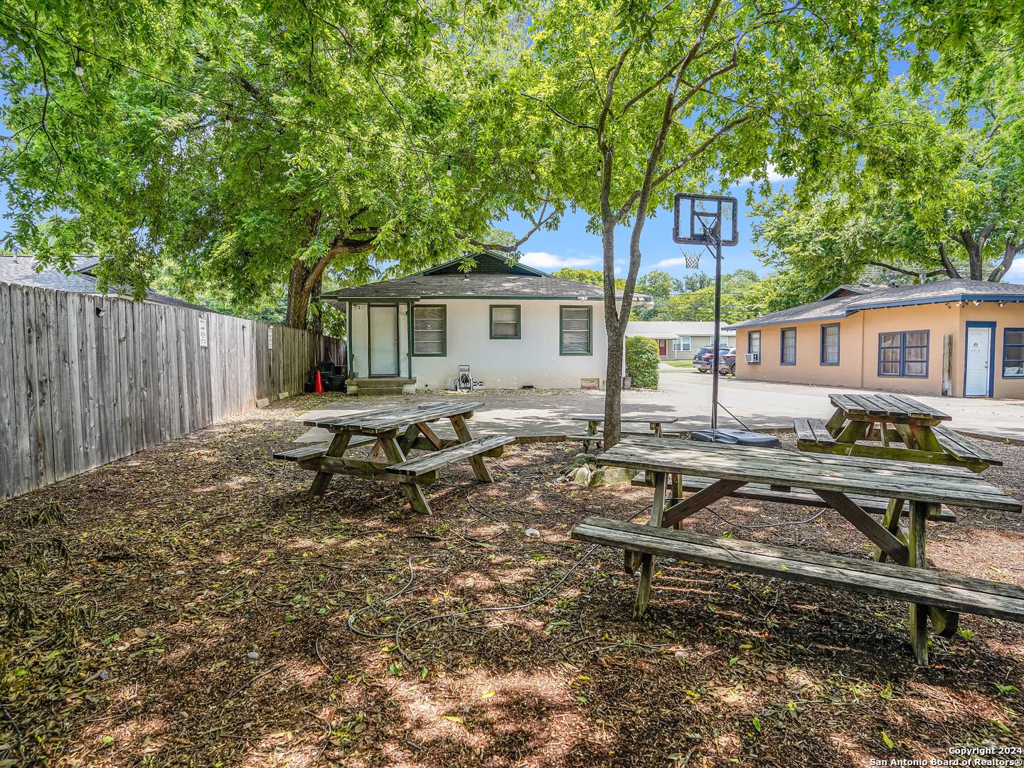 1509 W Koenig Austin TX 78756