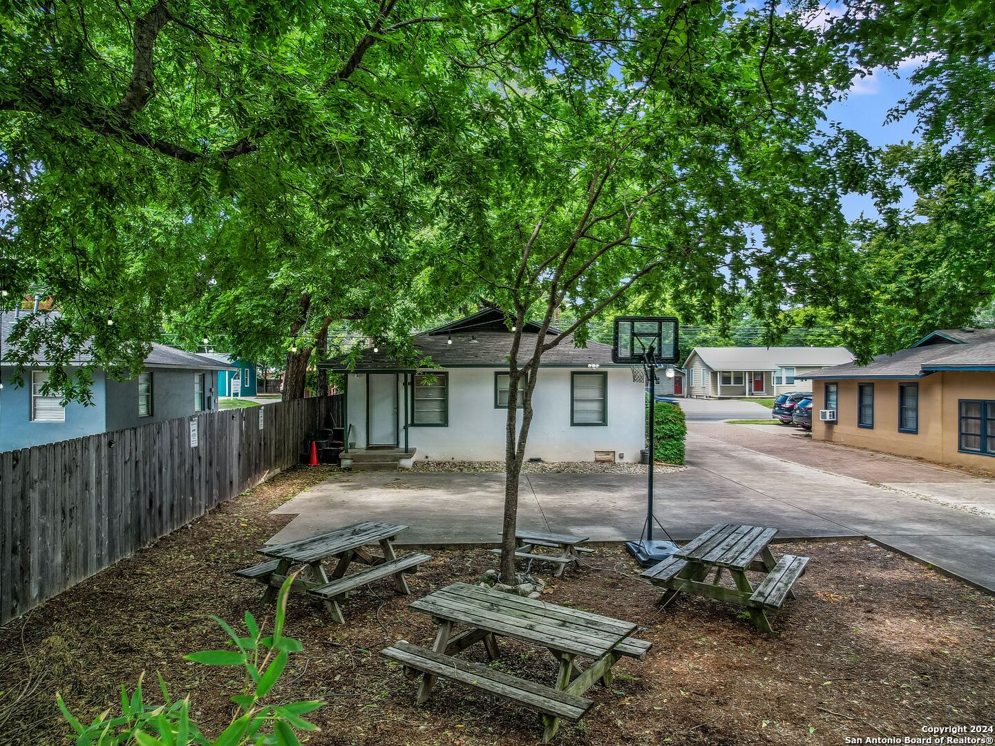 1509 W Koenig Austin TX 78756