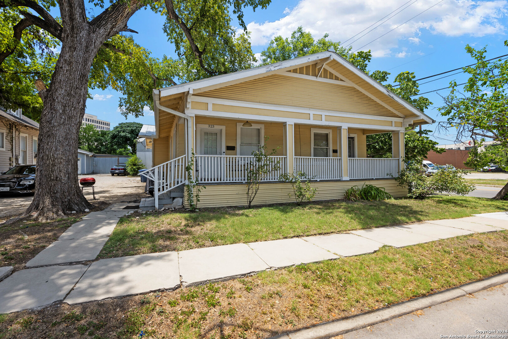 319 E Euclid San Antonio TX 78212