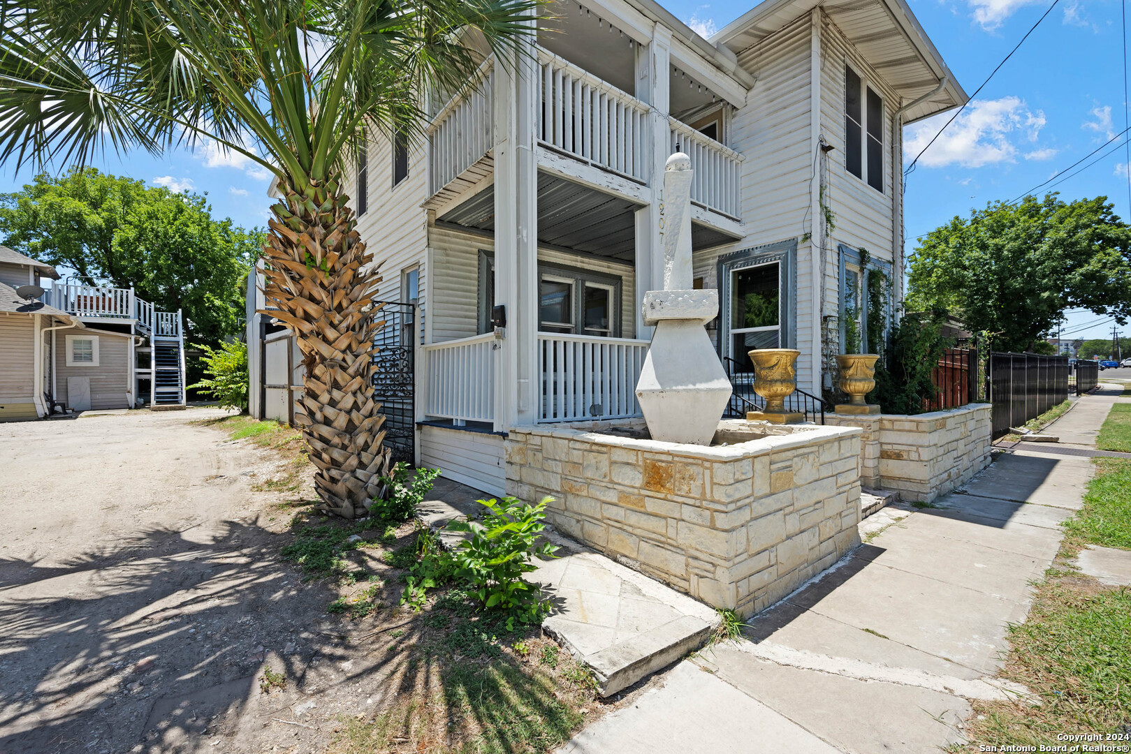 319 E Euclid San Antonio TX 78212