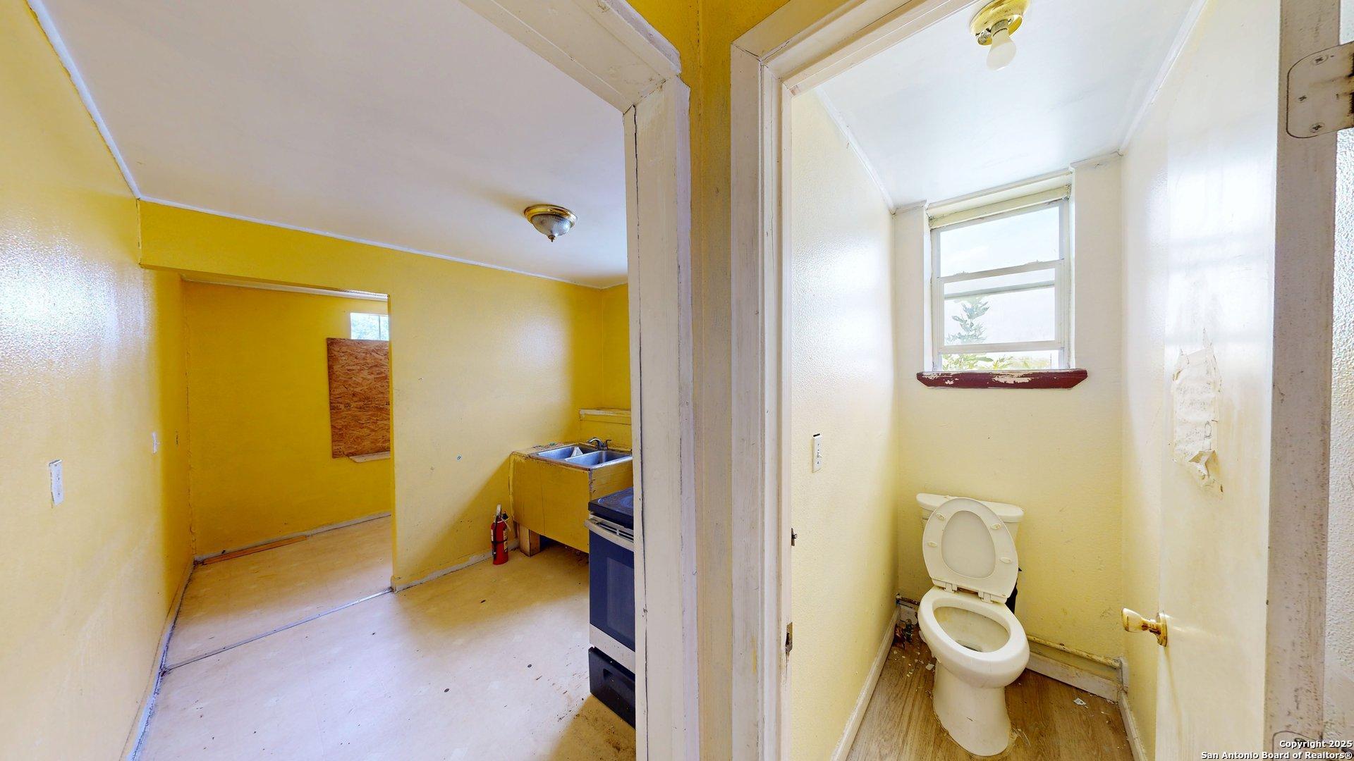 1407 Gevers San Antonio TX 78210