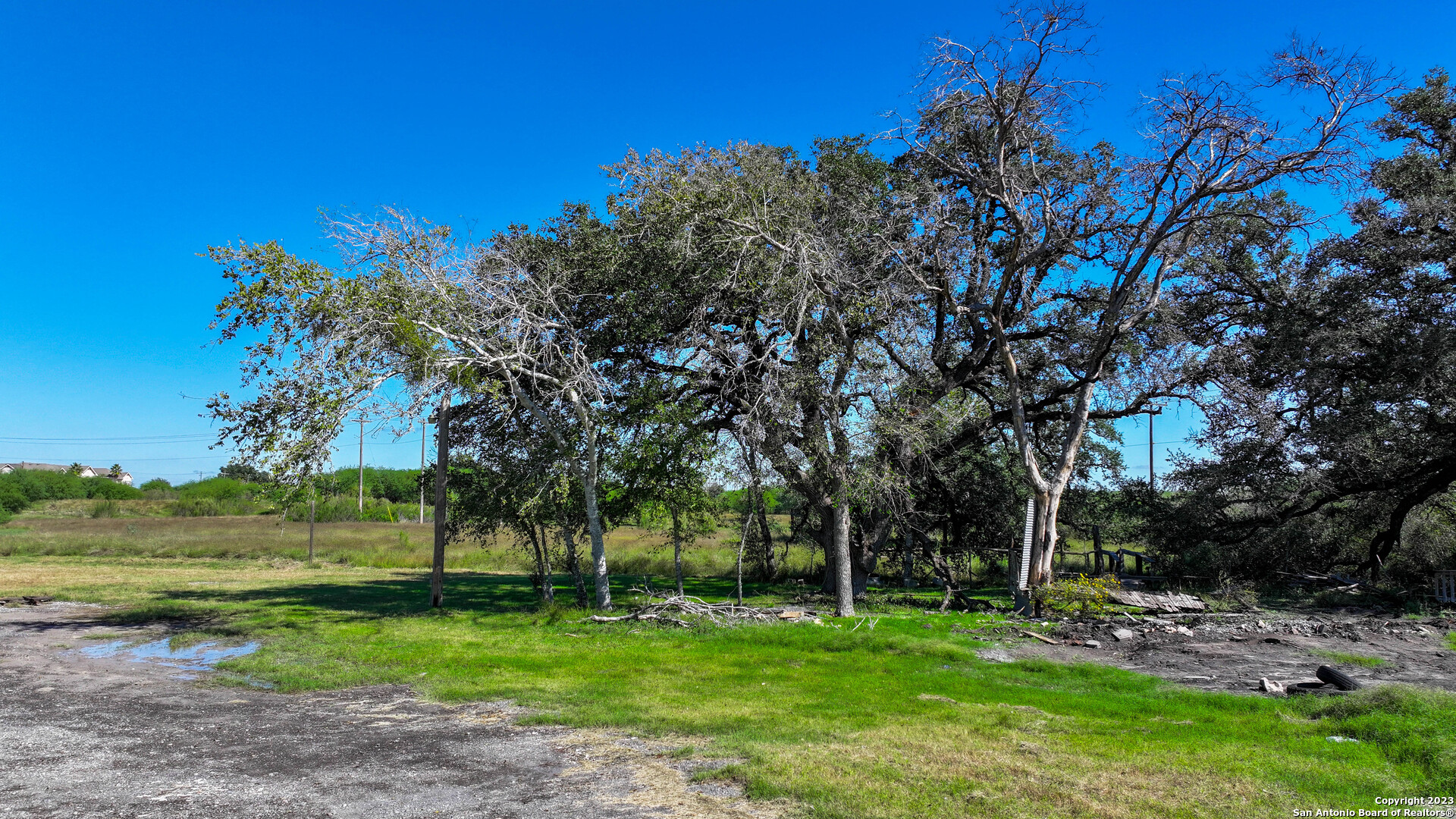 4531 Us-181 S Kenedy TX 78119