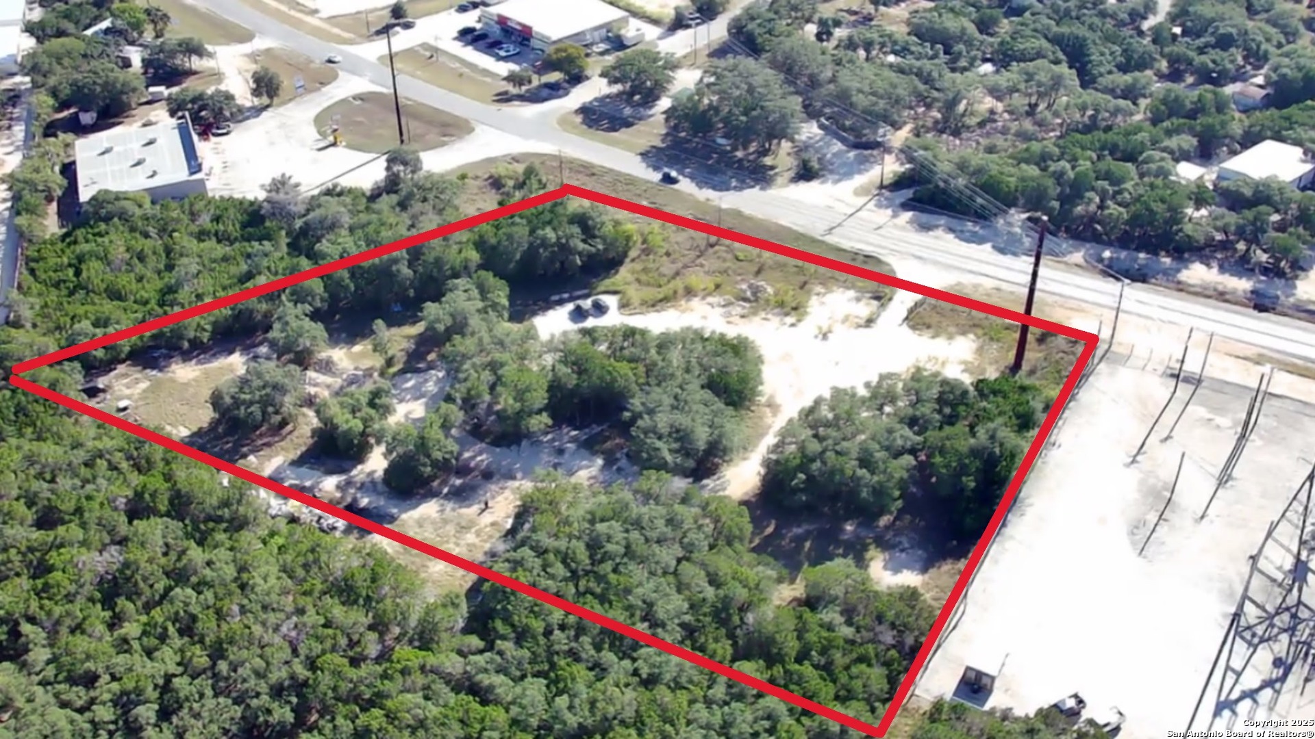 8865 Fm 1283 Lakehills TX 78063