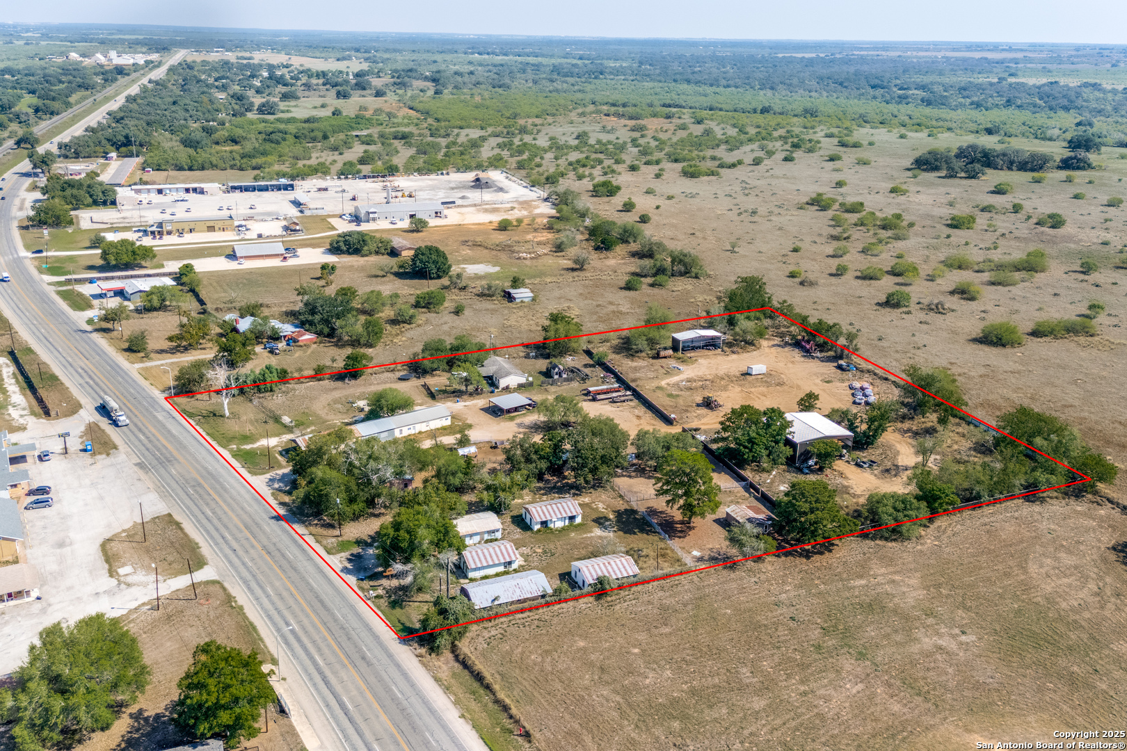 2014 2nd S Pleasanton TX 78064