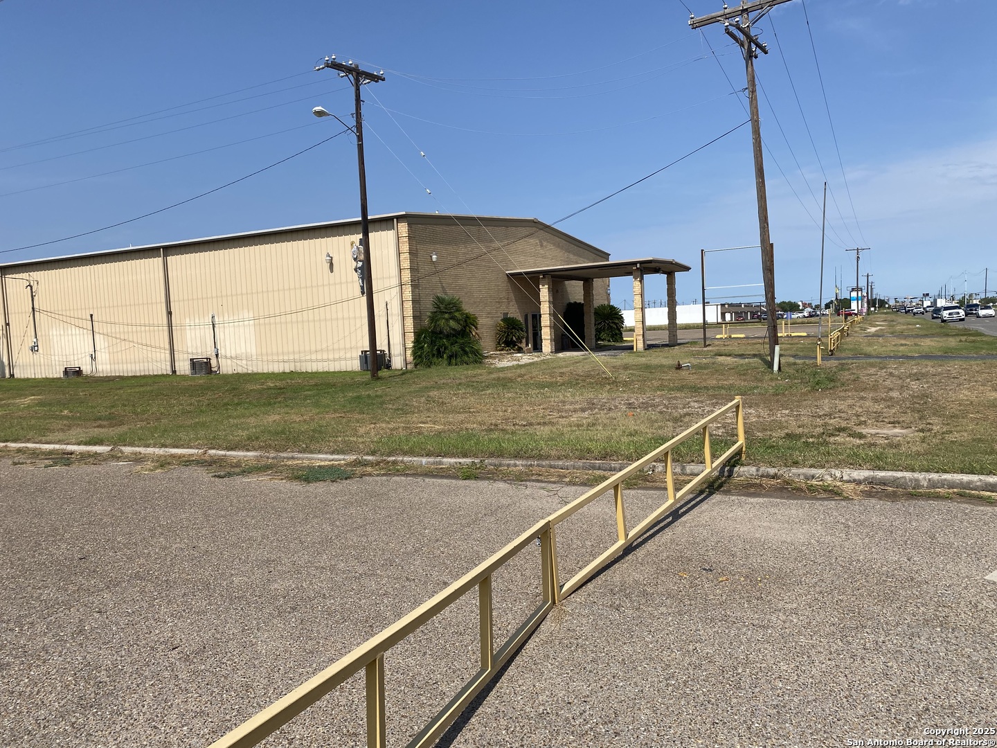 1044 W Nolana Loop Pharr TX 78577