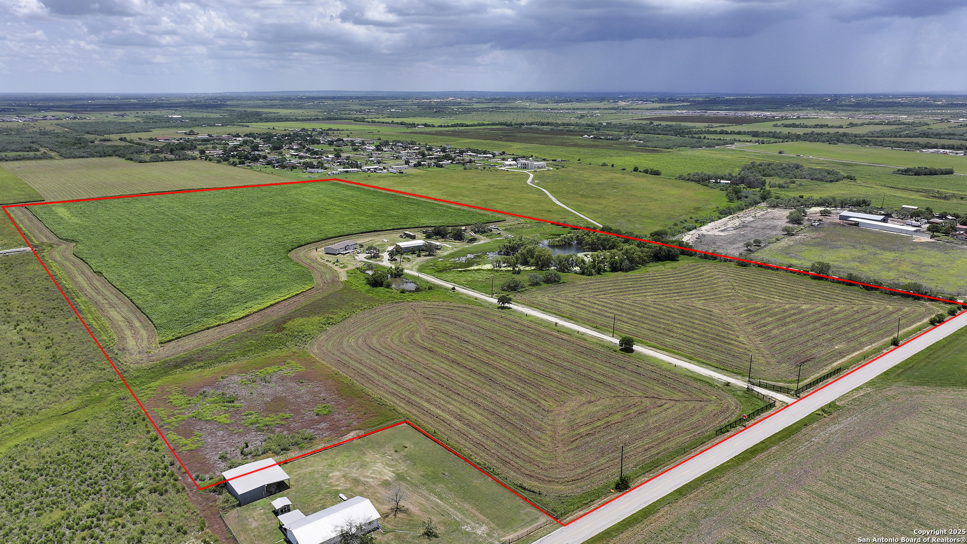 4892 Pfeil Road Converse TX 78109