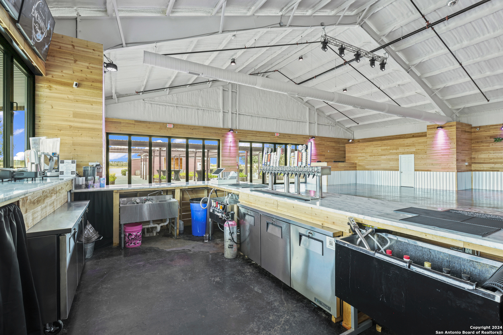 1300 Scull Road San Marcos TX 78666