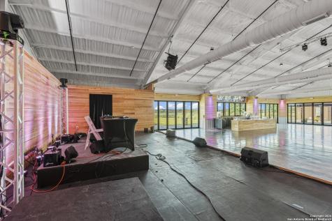 1300 Scull Road San Marcos TX 78666