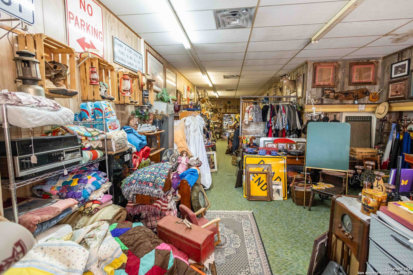 301 Center Street Sabinal TX 78881