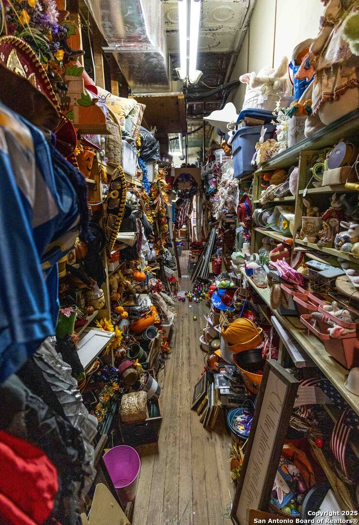 301 Center Street Sabinal TX 78881