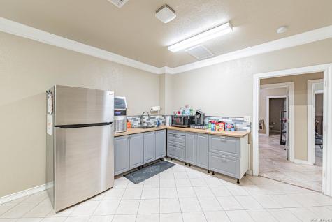 4754 Rakowitz Adkins TX 78101