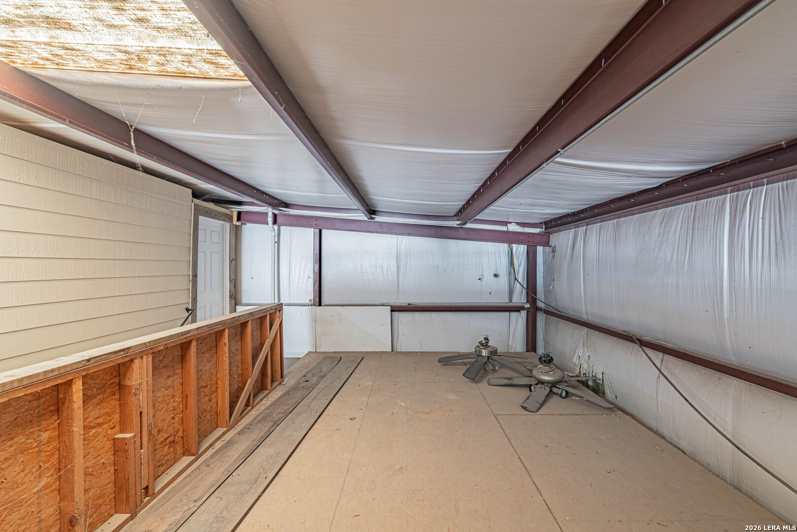 4754 Rakowitz Adkins TX 78101