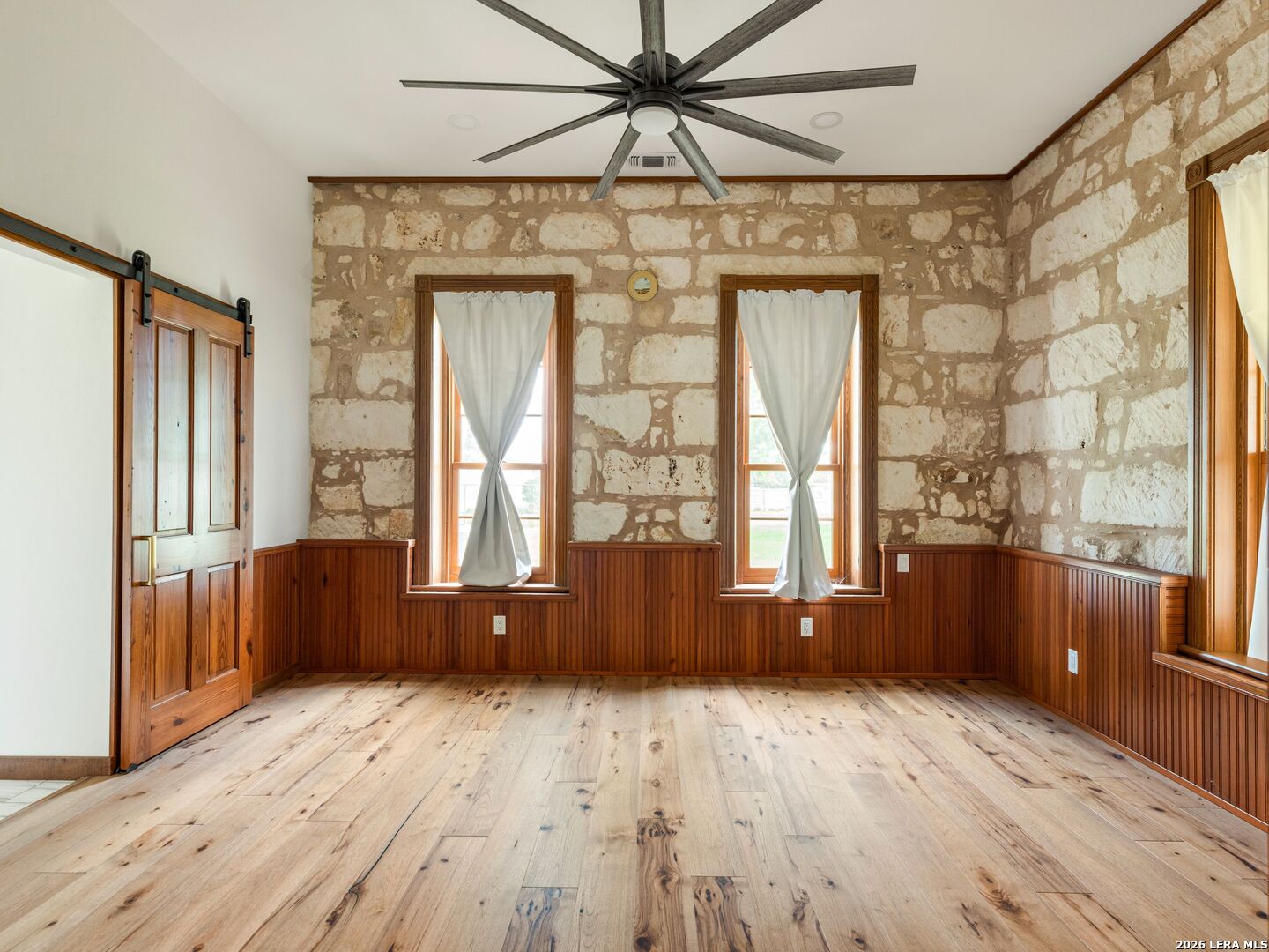 1461 S Us Highway 87 Fredericksburg TX 78624