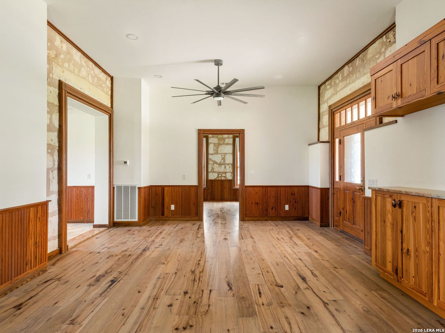 1461 S Us Highway 87 Fredericksburg TX 78624