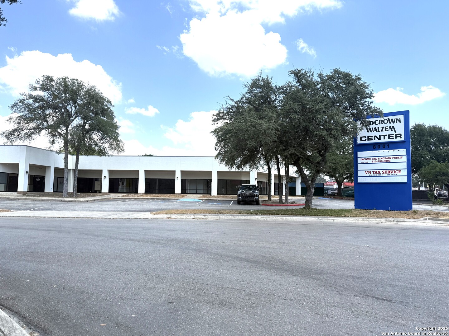 8001 Midcrown San Antonio TX 78218