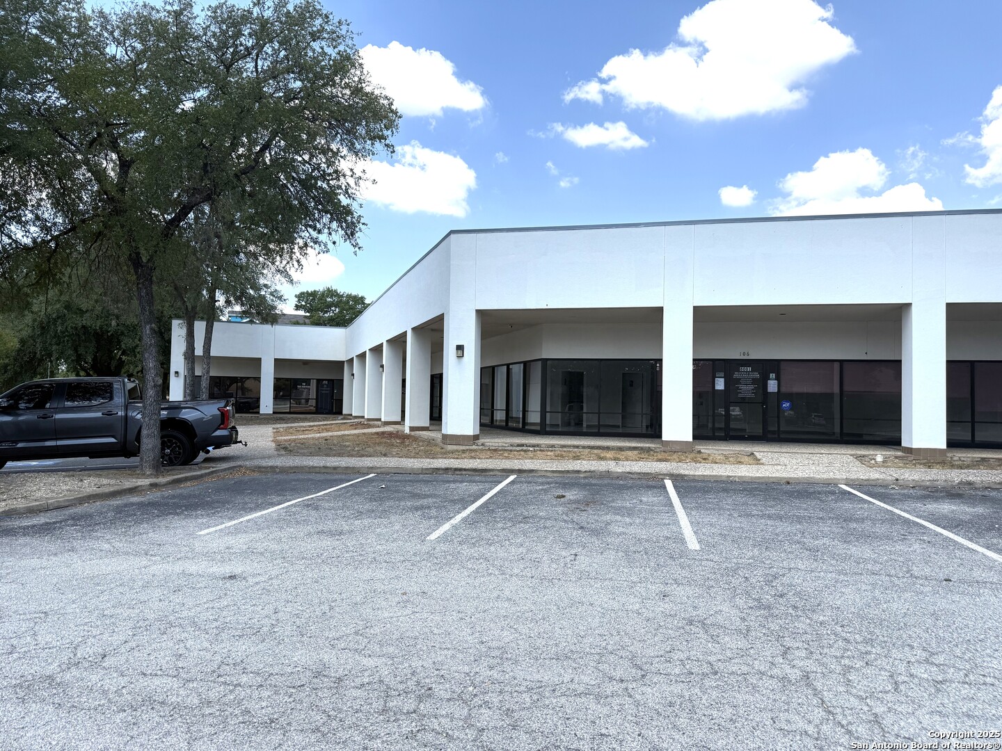 8001 Midcrown San Antonio TX 78218