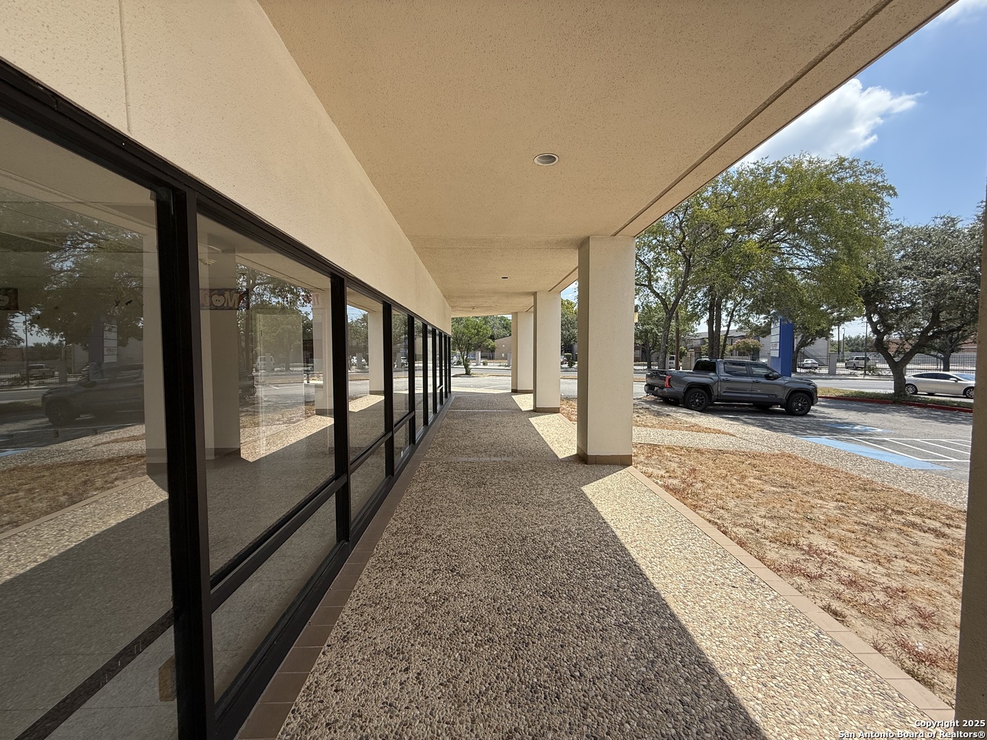 8001 Midcrown San Antonio TX 78218