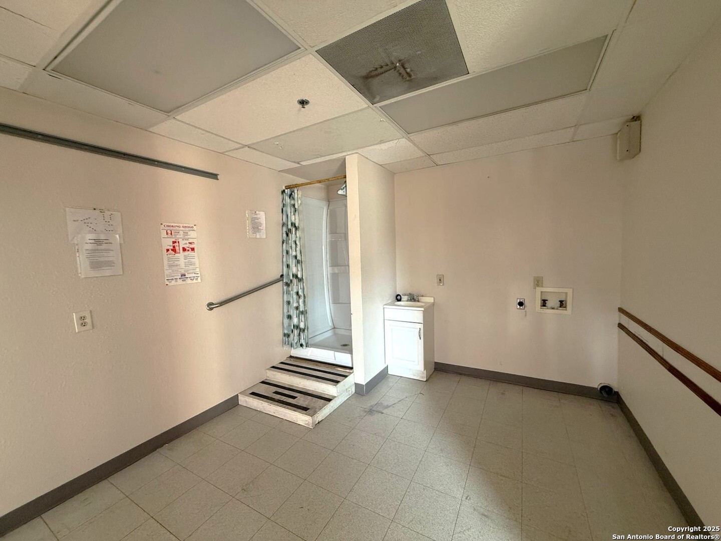 8001 Midcrown San Antonio TX 78218