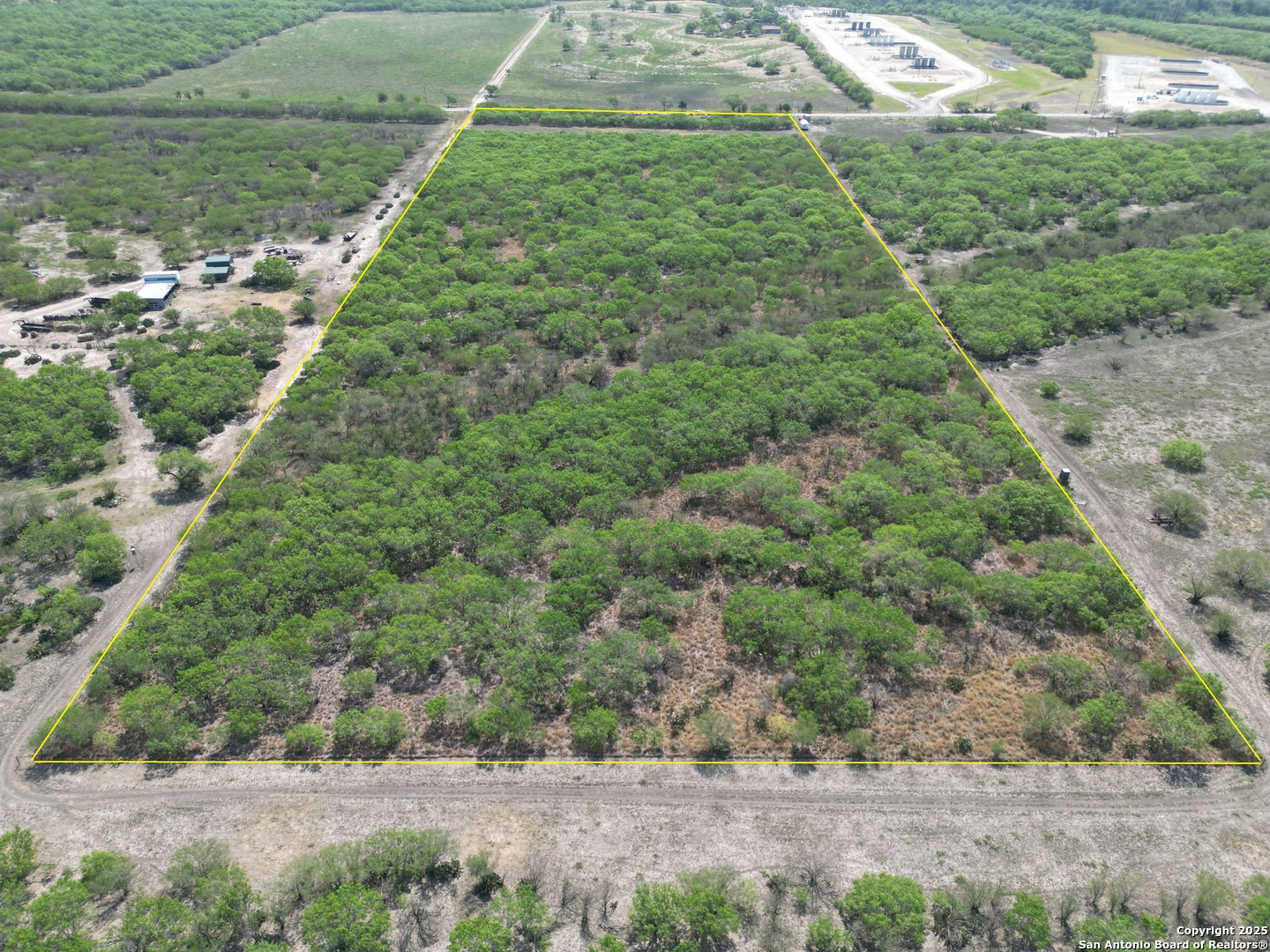 197 County Road 422 Three Rivers TX 78071