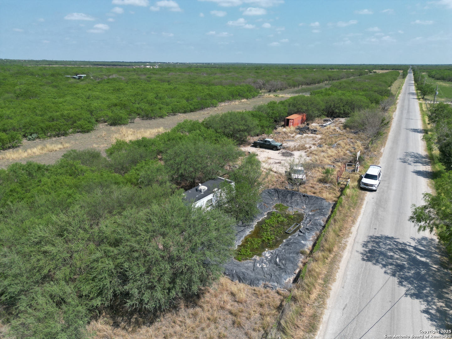197 County Road 422 Three Rivers TX 78071