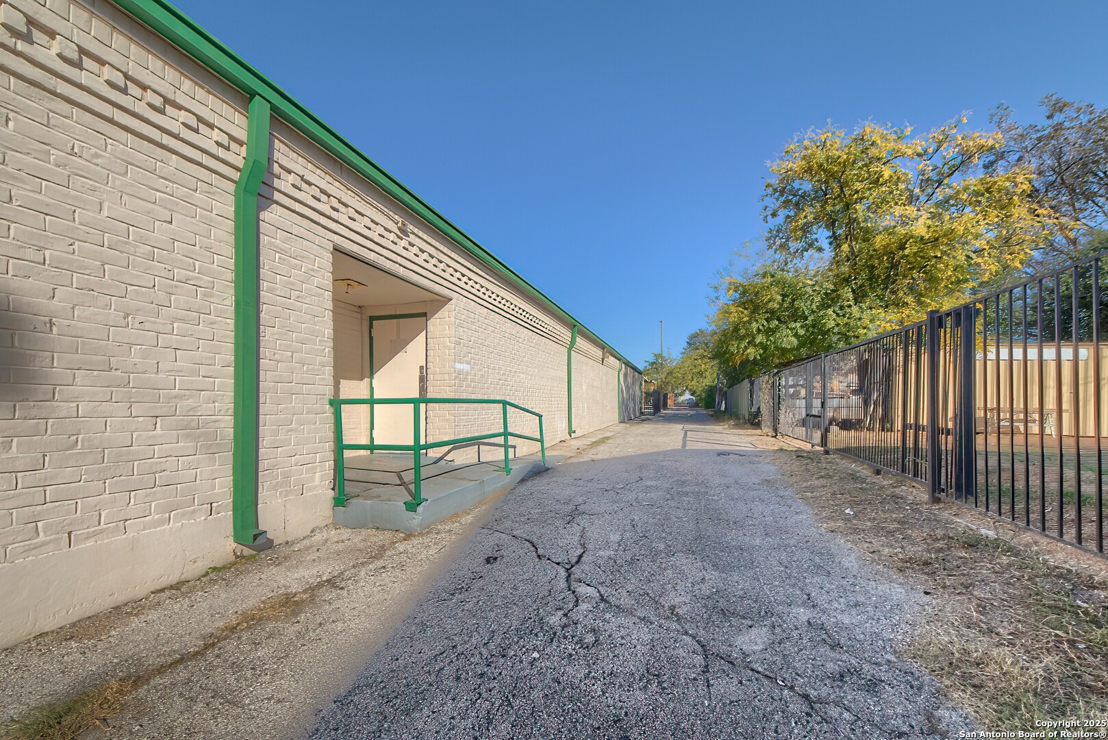 120 Mesquite San Antonio TX 78202