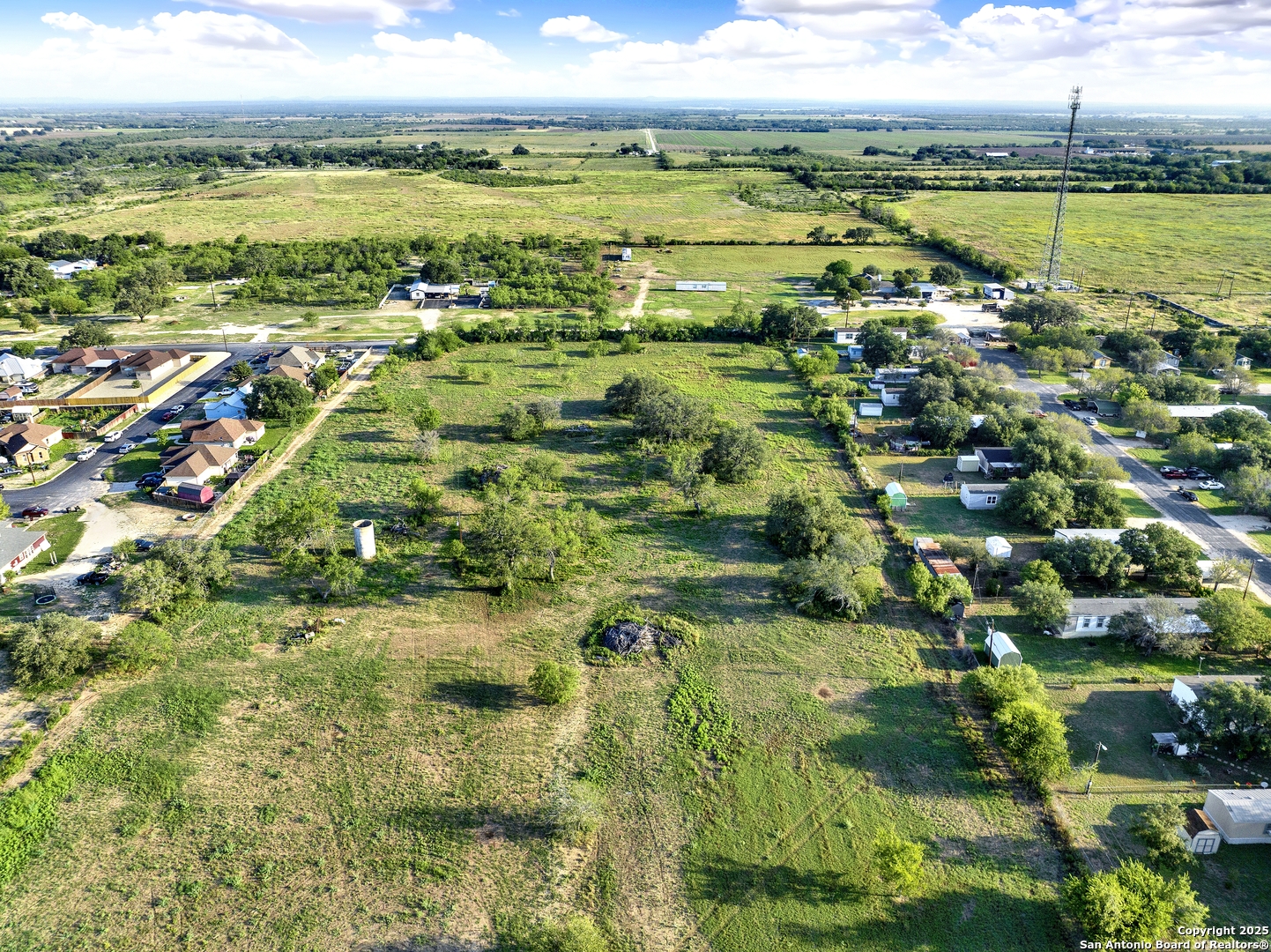 146 18th Hondo TX 78861