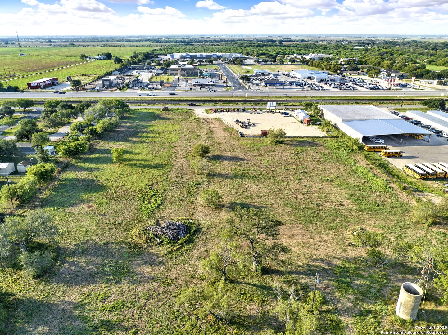 146 18th Hondo TX 78861