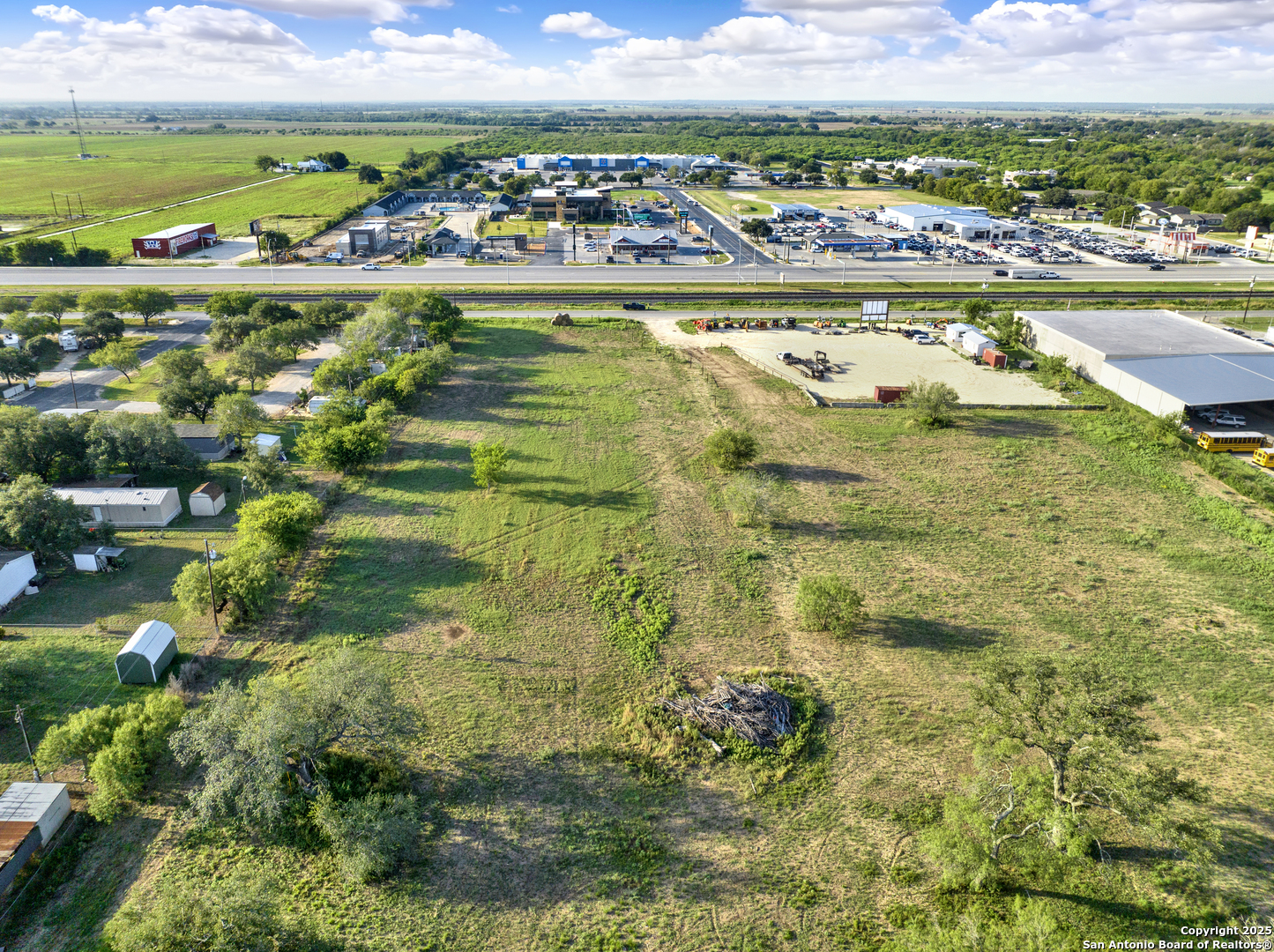 146 18th Hondo TX 78861