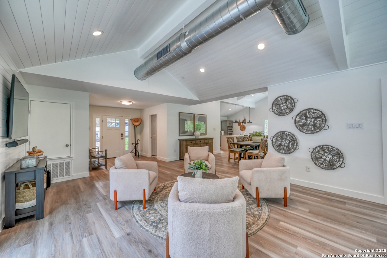 2865 Edgegrove Canyon Lake TX 78133