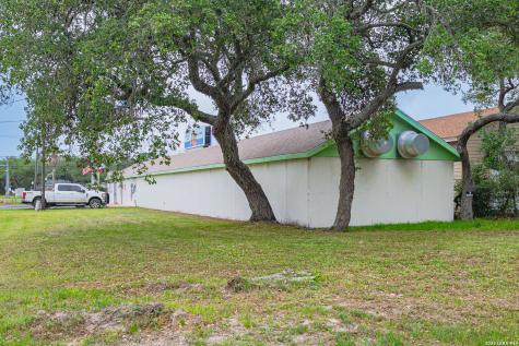 3215 Highway 35 N Fulton TX 78358